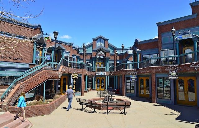 Elite IV Lounge Breckenridge